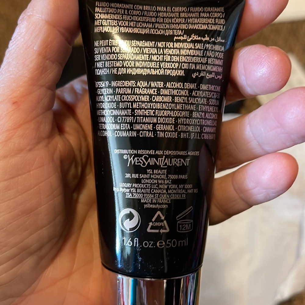 Ysl black opium - Picture 4 of 6